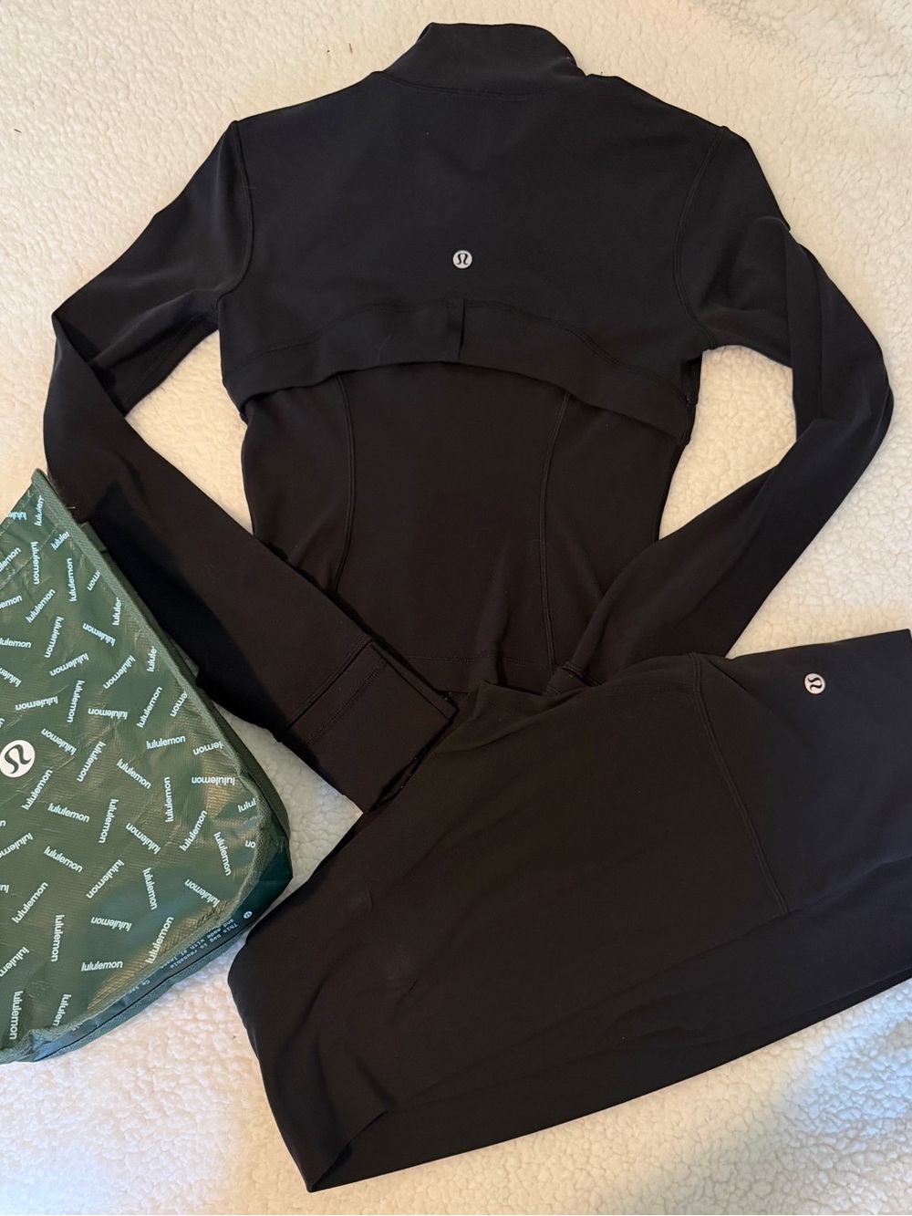 lululemon athletica Black  define jacket and align hr